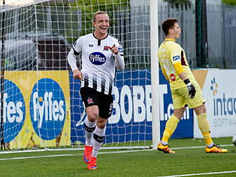 Dundalk move three points clea...